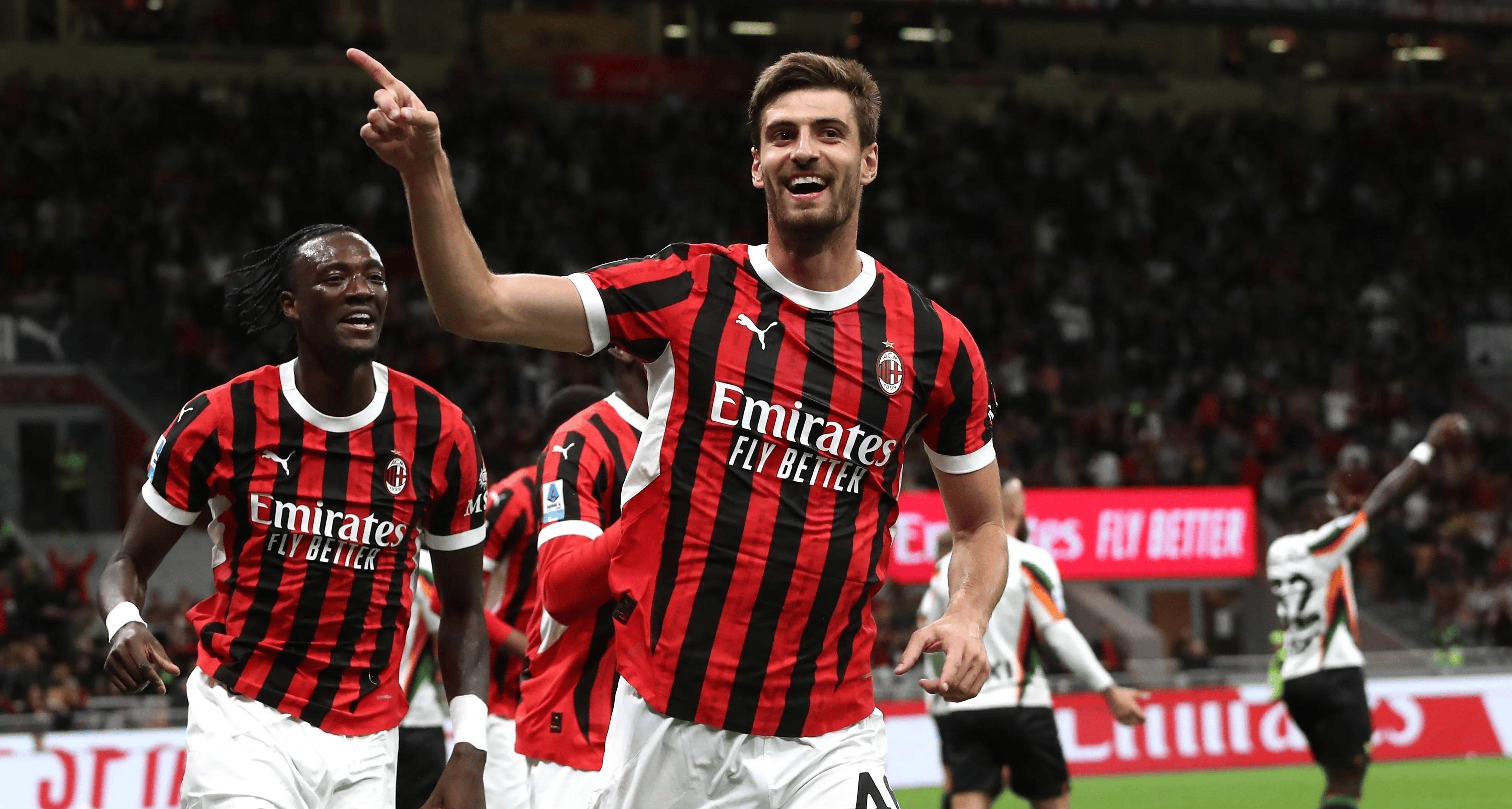 关于帕尔马主场逆转战胜劲旅，提前保级成功的信息