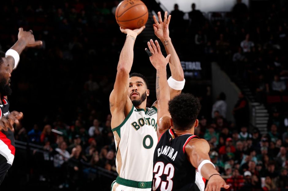 开拓者主场险胜凯尔特人，实现连胜