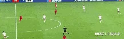 包含VAR判罚再引争议，阿贾克斯对阵梅西裁判判点引发巨大争议的词条